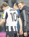 Howe defends Gordon after United star failed to start clash with Barca22