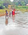 ஆரணி, சத்தரை ஆற்றில் வெள்ளப்பெருக்கு நீரில் மூழ்கிய சாலை, தரைப்பாலம்