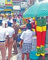 திருத்தணி ம.பொ.சி சாலையில் ஆக்கிரமிப்பு கடைகளால் போக்குவரத்து பாதிப்பு85