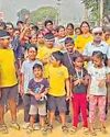 திருநின்றவூர் அருகே குண்டும், குழியுமான சாலையை சீரமைக்ககோரி உடலில் பிளாஸ்டர்கள் ஒட்டி பொதுமக்கள் நூதன போராட்டம் திருநின்றவூர் அருகே குண்டும், குழியுமான சாலையை சீரமைக்ககோரி உடலில் பிளாஸ்டர்கள் ஒட்டி பொதுமக்கள் நூதன போராட்டம்81