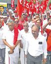 எடப்பாடி மீது ஆயிரம் குற்றச்சாட்டு இருக்கும்போது மற்றவர்கள் மீது ஊழல் குற்றச்சாட்டு சுமத்தலாமா?61
