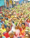 சித்ரா பவுர்ணமியையொட்டி - திருவேற்காடு தேவி கருமாரியம்மன் கோயிலில் 1008 பால்குடம் அபிஷேகம்89