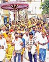 சித்ரா பவுர்ணமியையொட்டி திரவுபதி அம்மன் கோயிலில் 108 பால்குட ஊர்வலம்93