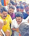 அமைச்சருக்காக அரை மணிநேரம் தாமதமாக கோயில் நடை சாத்தல் அமைச்சருக்காக அரை மணிநேரம் தாமதமாக கோயில் நடை சாத்தல்28