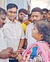 ஸ்ரீபெரும்புதூர் அரசு மருத்துவமனையில் அரைகுறையாக ஆய்வு நடத்திய தவெக எம்எல்ஏ Dinakaran Chennai