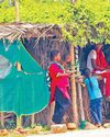 பெரியபாளையம் அருகே பட்டப்பகலில் துணிகரம் விவசாயி வீட்டின் பூட்டை உடைத்து நகை, வெள்ளி, பணம் கொள்ளை பெரியபாளையம் அருகே பட்டப்பகலில் துணிகரம் விவசாயி வீட்டின் பூட்டை உடைத்து நகை, வெள்ளி, பணம் கொள்ளை109
