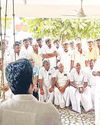 அதிமுகவில் தொடர்வதா? தவெகவுக்கு தாவுவதா? அதிமுகவில் தொடர்வதா? தவெகவுக்கு தாவுவதா?31
