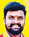 ரூ.1 லட்சம் மாமூல் தவெக நிர்வாகி மீது வழக்குப்பதிவு ரூ.1 லட்சம் மாமூல் தவெக நிர்வாகி மீது வழக்குப்பதிவு25