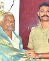 சுற்றுலா பயணி தவறவிட்ட பணத்தை போலீசில் ஒப்படைத்த வியாபாரி46