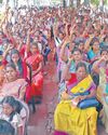 தேர்தல் வாக்குறுதியை மறந்து விட்டு தவெக அரசு மின் கட்டணத்தை உயர்த்த துடிப்பது சரியல்ல தேர்தல் வாக்குறுதியை மறந்து விட்டு தவெக அரசு மின் கட்டணத்தை உயர்த்த துடிப்பது சரியல்ல3