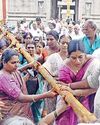 ஏரி காத்த கோதண்டராமர் கோயிலில் பிரமோற்சவ விழாவிற்காக பந்தல்கால் நடும் நிகழ்ச்சி ஏரி காத்த கோதண்டராமர் கோயிலில் பிரமோற்சவ விழாவிற்காக பந்தல்கால் நடும் நிகழ்ச்சி108