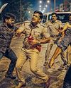 பெட்ரோல் குண்டு வீச்சு வழக்கில் பிடிக்க முயன்றபோது எஸ்ஐயை அரிவாளால் வெட்டிய குற்றவாளிகள் பெட்ரோல் குண்டு வீச்சு வழக்கில் பிடிக்க முயன்றபோது எஸ்ஐயை அரிவாளால் வெட்டிய குற்றவாளிகள்24