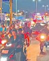 போதை மாணவர்கள் ஓட்டிய கார் தறிகெட்டு ஓடி விபத்து67