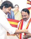 அதிமுகவில் இருந்து நீக்கப்பட்ட செங்கோட்டையன் விஜய் கட்சியில் இணைந்தார் அதிமுகவில் இருந்து நீக்கப்பட்ட செங்கோட்டையன் விஜய் கட்சியில் இணைந்தார்9
