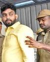 பெரம்பலூர் அருகே சினிமா பாணியில் வெடிகுண்டு வீசி ரவுடியை கொல்ல முயன்ற கும்பல்1