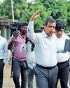 விஜய் கூட்ட நெரிசலில் 41 பேர் பலியான சம்பவம் சிபிஐ விசாரணை கண்காணிப்பு குழு டிஐஜி கரூரில் திடீர் ஆய்வு8