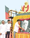 52வது நினைவு நாளையொட்டி பெரியார் படத்திற்கு முதல்வர் மரியாதை6