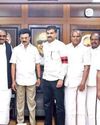 முதல்வரிடம் வாழ்த்துப் பெற்ற தே.மு.தி.க., ம.தி.மு.க வேட்பாளர்கள்3