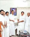 எடப்பாடியுடன் வேலுமணி அணி சமரசம்... முதல் பக்க தொடர்ச்சி0