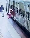 ஓடும் ரயிலில் ஏறியபோது தவறி விழுந்த பெண் ஓடும் ரயிலில் ஏறியபோது தவறி விழுந்த பெண்3