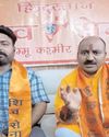 SHO Bakshinagar's Decision To Parade a Theft Accused in The City Wearing a Garland of Shoes is a Commendable Step : Hindustan Shiv Sena SHO Bakshinagar's Decision To Parade a Theft Accused in The City Wearing a Garland of Shoes is a Commendable Step : Hindustan Shiv Sena8