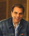 Dharmendra pilots a yacht, gears up for Sriram Raghavan's war film Ikkis25