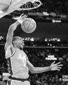 Leonard’s 55 drives the surging Clippers40