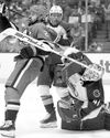 Ducks' win streak halted by NHL-best Avalanche48