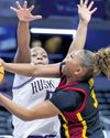 USC can't shoulder load in loss50