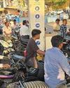 Fuel Shortage Rumour Trigger Chaos in Junnar27