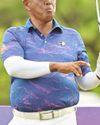Lascuña leads chasing pack by 3 malaya Business Insight