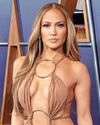 J.LO'S SIZZLIN' SUMMER! Globe US