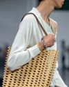 SUMERGIRSE EN LA MODA24