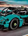 LEGO Technic Aston Martin Valkyrie LEGO Technic Aston Martin Valkyrie