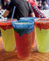 ¡TRAGOS, BAILE Y MICROBÚS!11