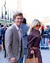 ROBERT'S HUGE NEW DEAL TV BIDDING WAR ERUPTS! ROBERT'S HUGE NEW DEAL TV BIDDING WAR ERUPTS!8