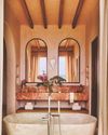 HOLIDAY MOOD Homes & Gardens