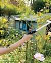 Lightweight gardening tools Lightweight gardening tools