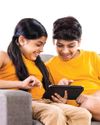मोबाइल में गुम न हो जाएं बच्चे मोबाइल में गुम न हो जाएं बच्चे0