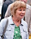 Nigel's wife Julie returns to Walford4