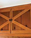 A Touchup for Knotty Pine A Touchup for Knotty Pine