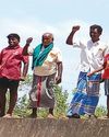 காவிரி நீரை கடலுக்கு அனுப்பும் அதிகாரிகள்!8