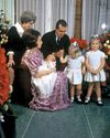 El día que nació Felipe: champán y flores por el deseado heredero6