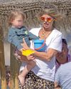 Arantxa de Benito, una espectacular abuela de 55 años7