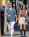 Manu Baqueiro y su romántico paseo por Madrid8