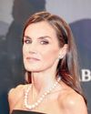 La Reina Letizia muestra su imagen más sofisticada2