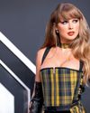 Taylor Swift se casa con una estrella de fútbol americano20