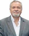 José Alberto ‘El Güero' Castro: “Cuando mi madre tenía los salones de belleza, aprendí que una mujer va a cortarse el cabello o a cambiarse el tinte porque tiene un cambio interno importante”