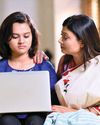 ভীষণ অন্যমনস্ক! ভীষণ অন্যমনস্ক!