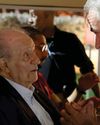 EL REY JUAN CARLOS REAPARECE EN BARÉIN APOYANDO A CARLOS SAINZ JR.12
